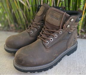 Wolverine Soft Toe Floorhand work boots..Sz 8EW Men’s..Oil & slip resistant.. Located west roseville..