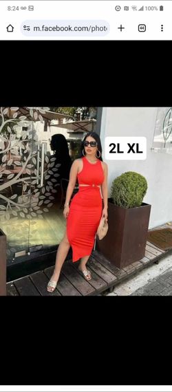 New Women's Dress Available In Size Large And XL
