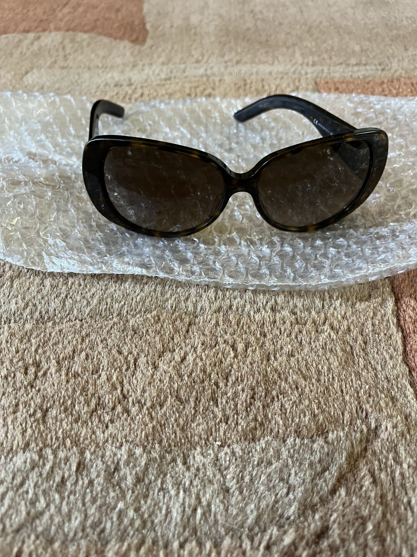 “authentic “ Vintage Gucci Shades For Women