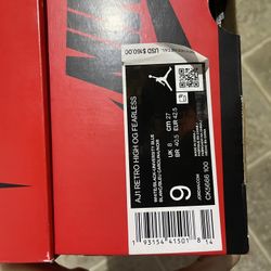 Jordan 1 Retro High Fearless UNC Chicago