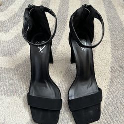 Women’s Black Matte High Heels