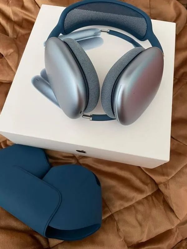 AirPod Pro Max