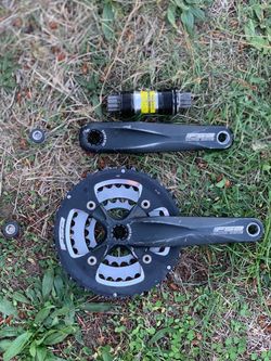 FSA alpha drive ISIS drive 175mm crank set