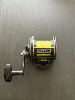 Newell S338-5 Graphite Fishing Reel