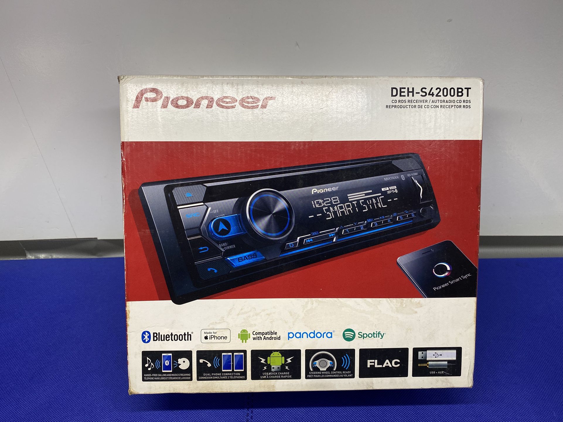 Pioneer DEH-S4220BT Single-Din Bluetooth CD Receiver