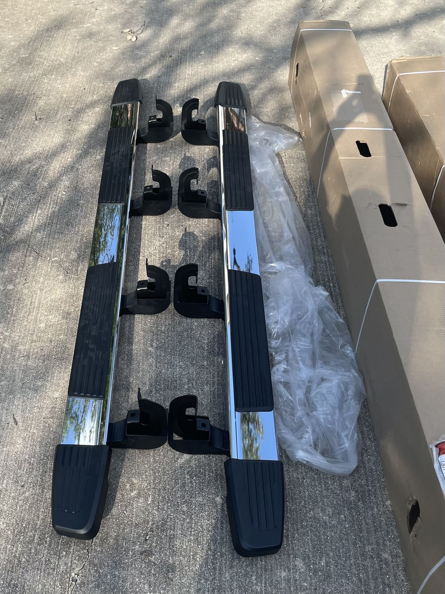 2024 Chevy Silverado/GMC Runing Boards (New)