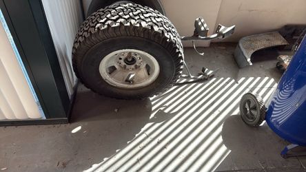 Rear bronco rack