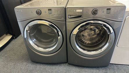 Whirlpool front load  stackable washer and dryer set