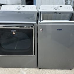 Maytag XL Chrome Shadow washer And Electric Dryer 