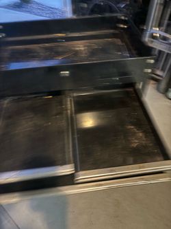 Roller tool box