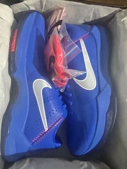 Kobe 5 dodgers new 9.5 mens.
