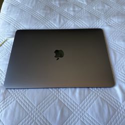 MacBook Pro 💻 For Sale or Trade!!