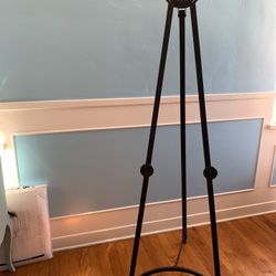 5’ Vintage Quality Metal Easel 