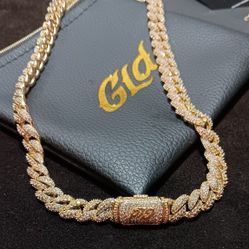 GLD Brand "Iced out" Cuban Necklace (8.5mm, 22in chain)