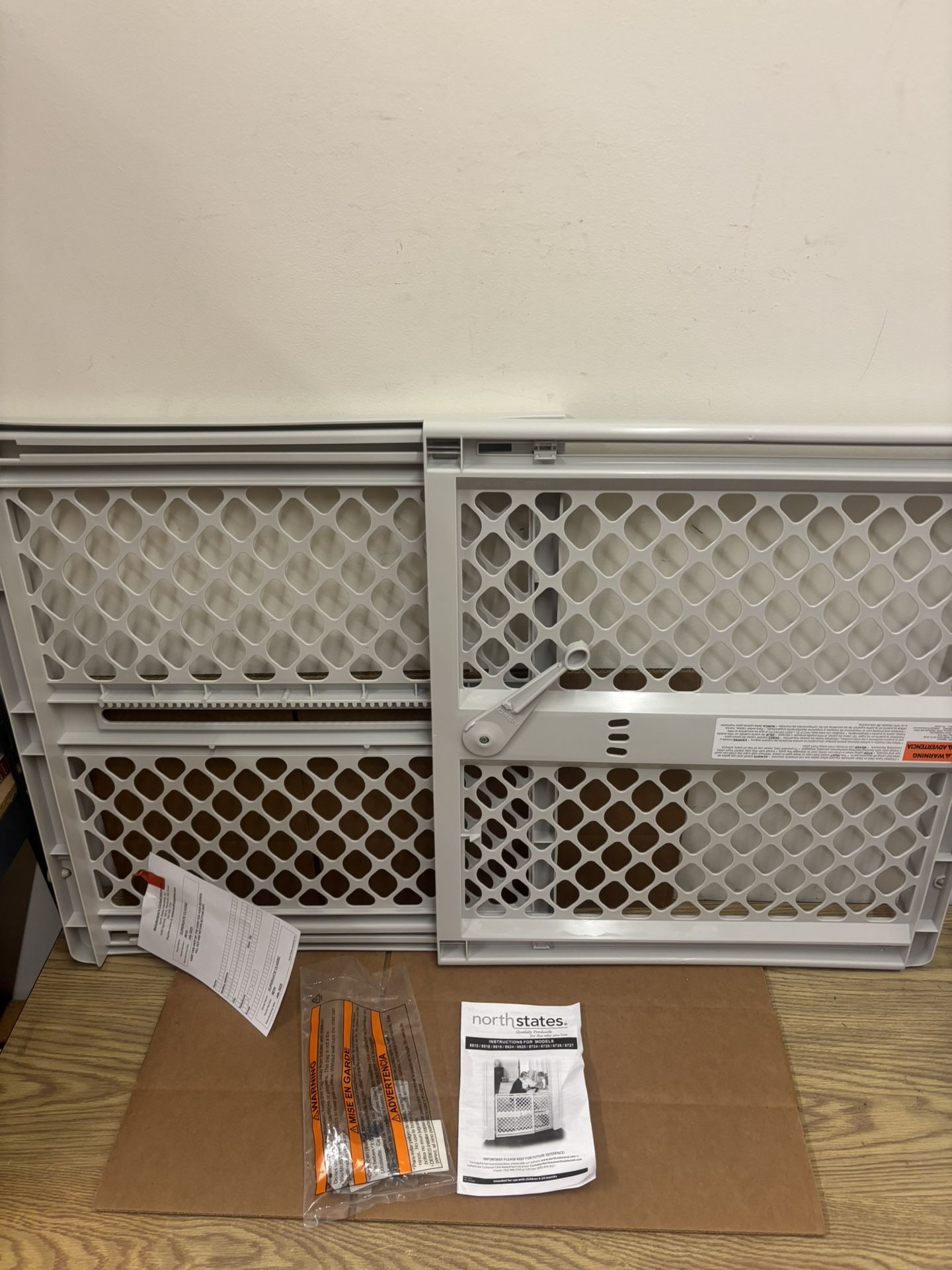 New 26”-42” Universal Pet Dog Gate Gray