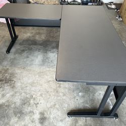 Regency with with Return Fusion L-Desk, 72" x 72", Grey