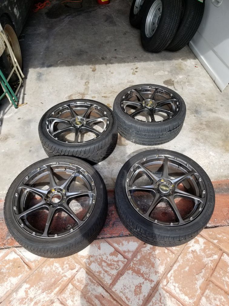 18's 225/40/18 rims and tires