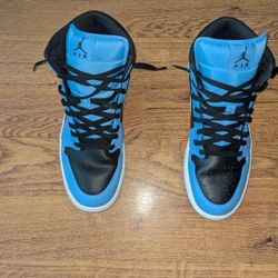 Jordan 1 Mids