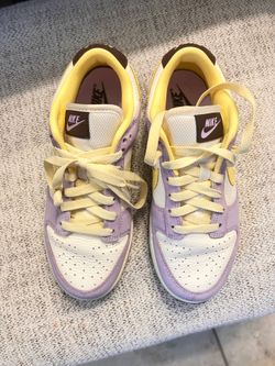 Nike Dunks size 7