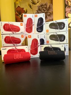 JBL Flip 7 Speakers
