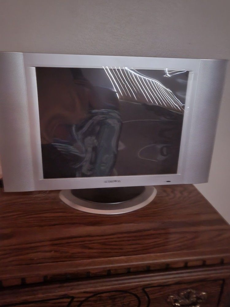 AudioVox 20" TV