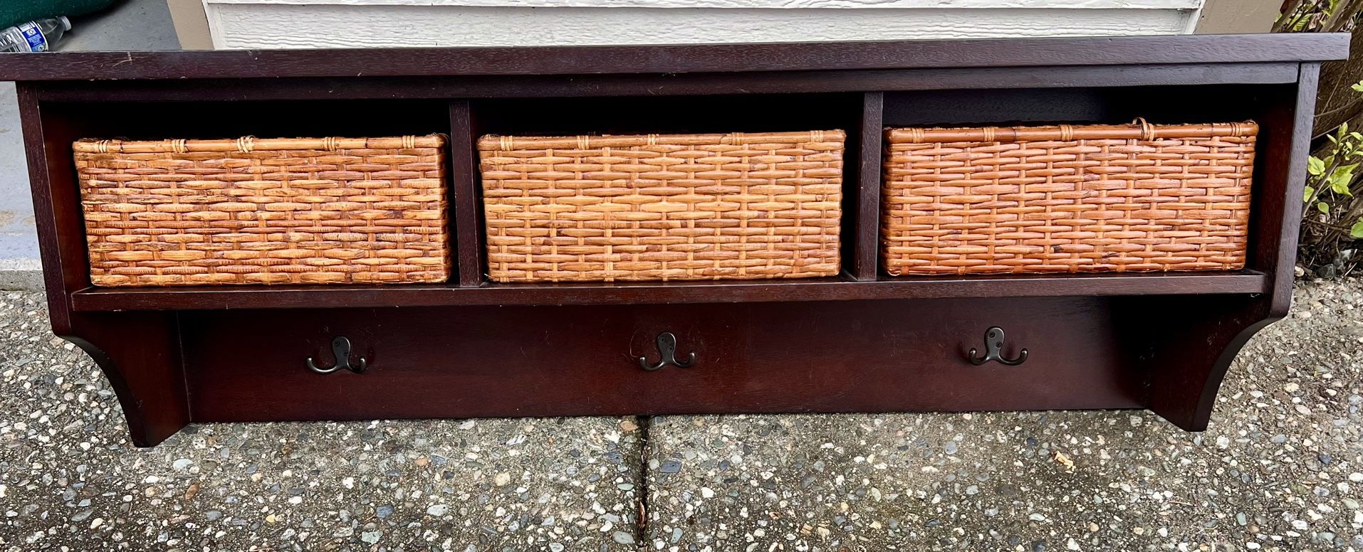 Pottery Barn Entryway wood wall hanger with storage baskets (with hardware)