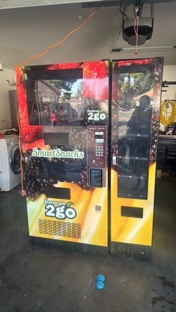 Snack and drink machine