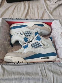 Jordan 4 Retro Millitary Blue