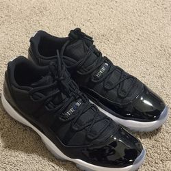 Jordan 11 Low Space Jam Size 13