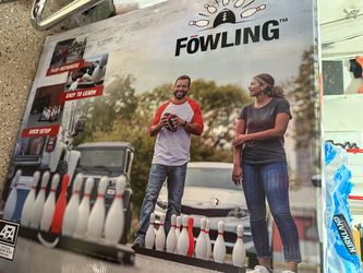 Extra large outdoor bowling game called Fowling new sealed box