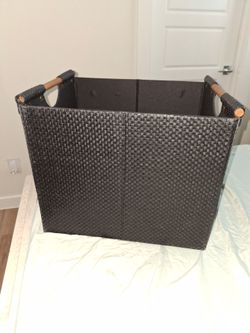 Storage bin