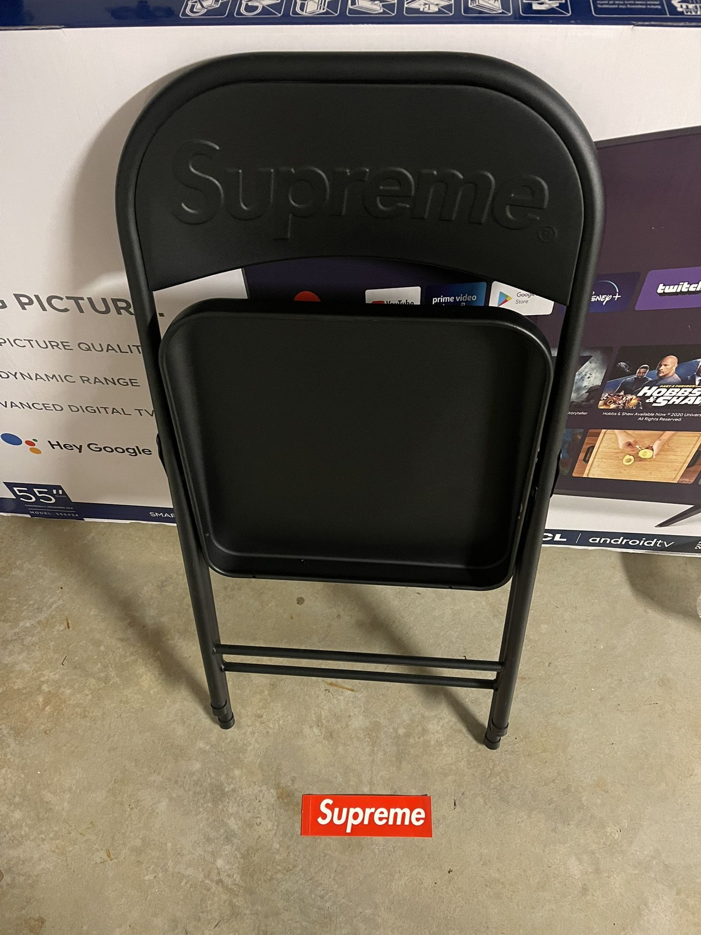 Supreme Chair