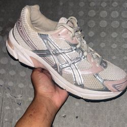 asics size 6
