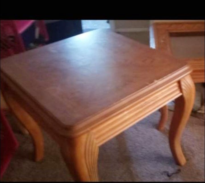 Set Of 2 Solid Wood Designer End Tables