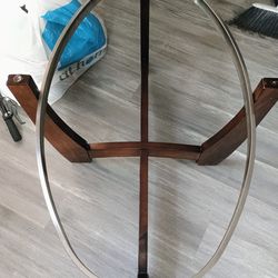 Ovalong Table
