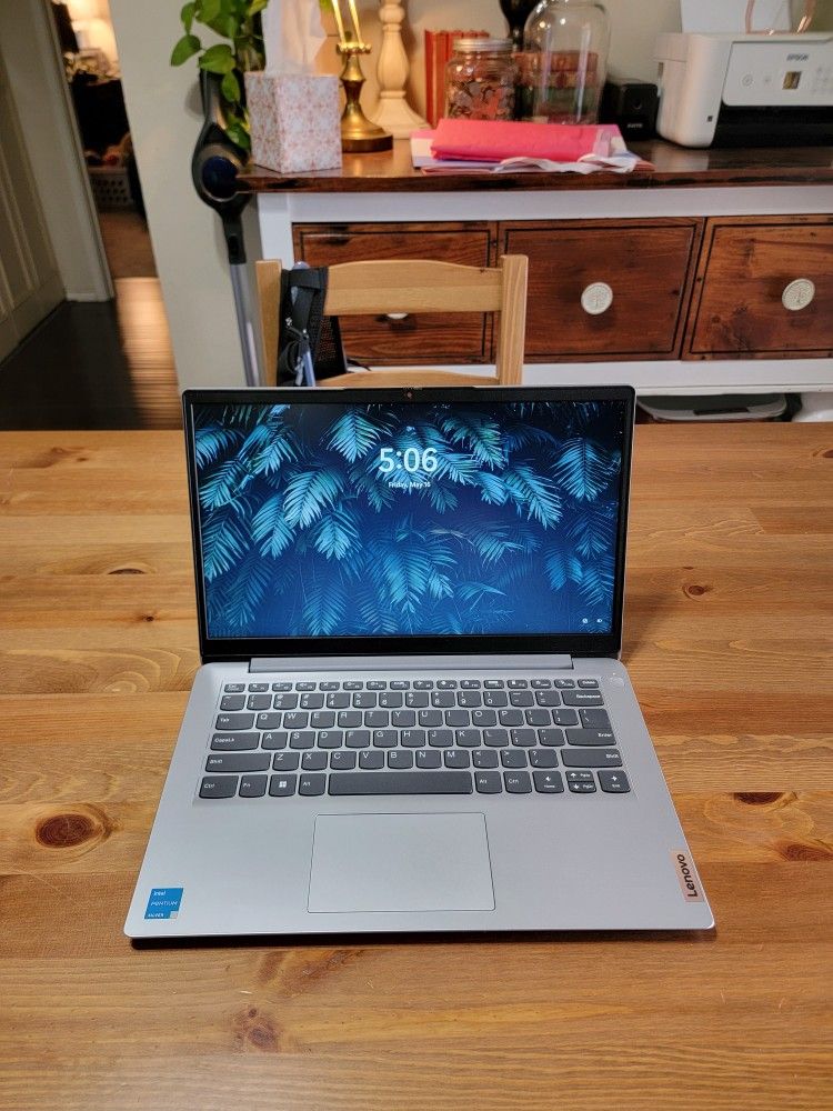 Lenovo Ideapad 1.