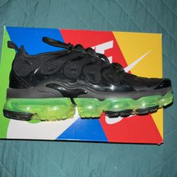 Nike Vapormax Volt