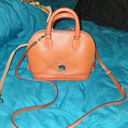 Dooney &bourke