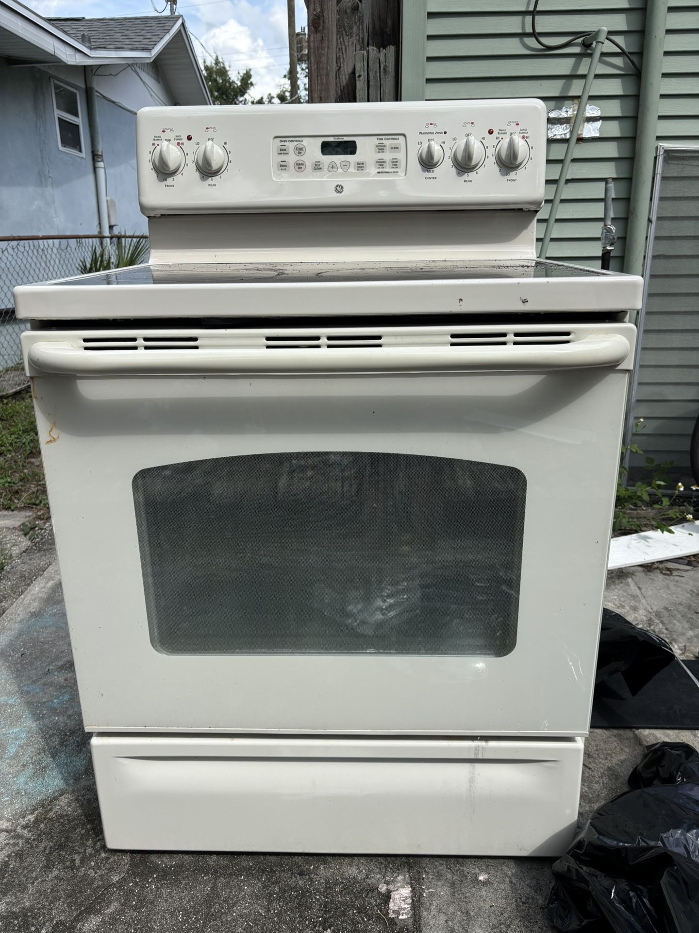 Stove / Estufa