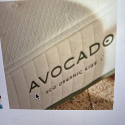 Avocado Organic Twin Mattress 