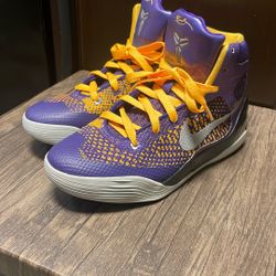 Nike Kobe Size 5y
