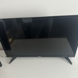 Toshiba 32” Smart TV