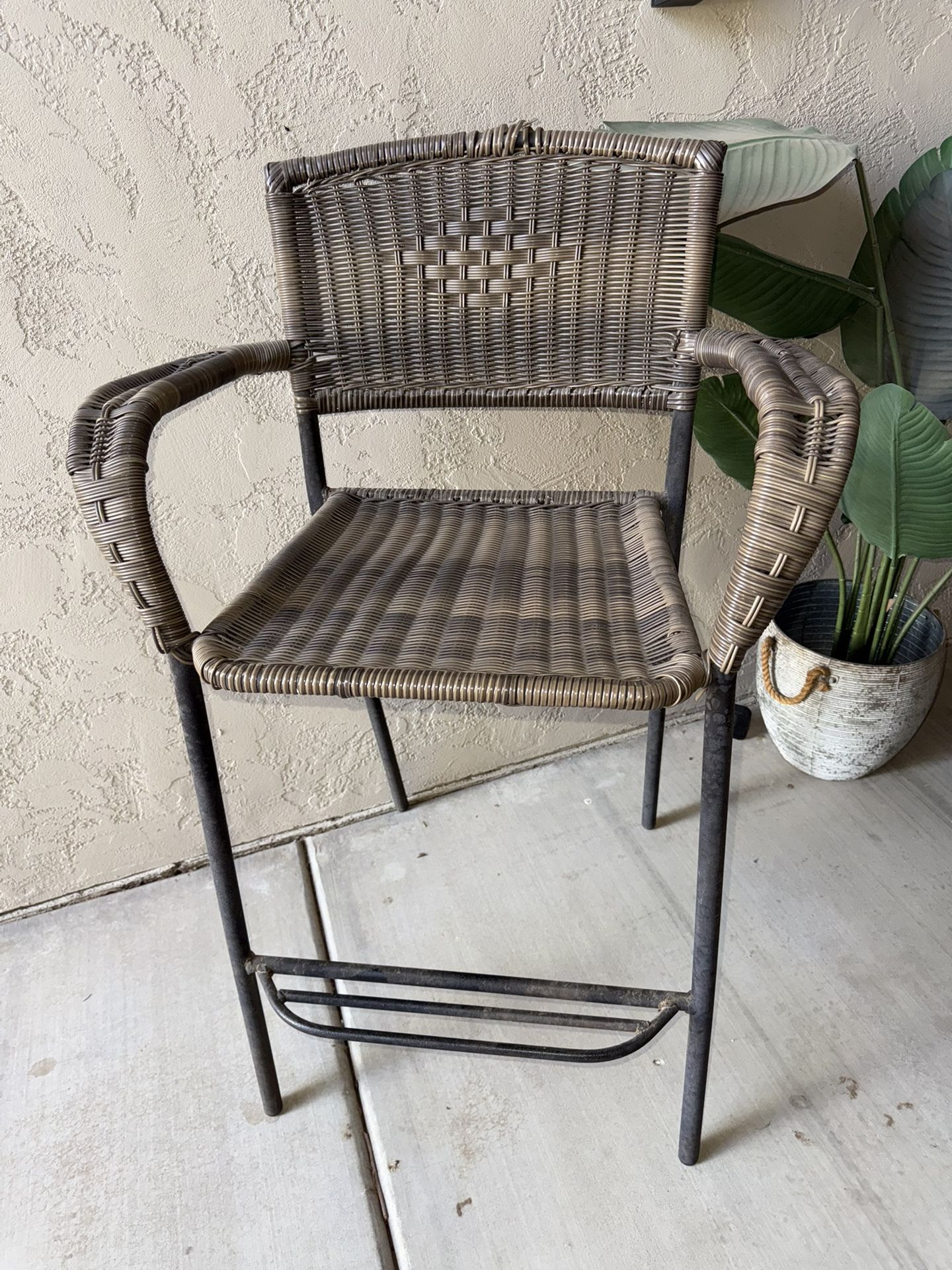 3 Outdoor/Indoor Bar Stools