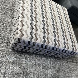 New Beautiful Ottoman $60 