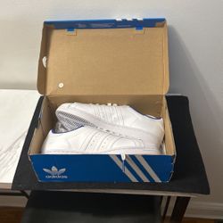 Adidas Hard Shell Super Star