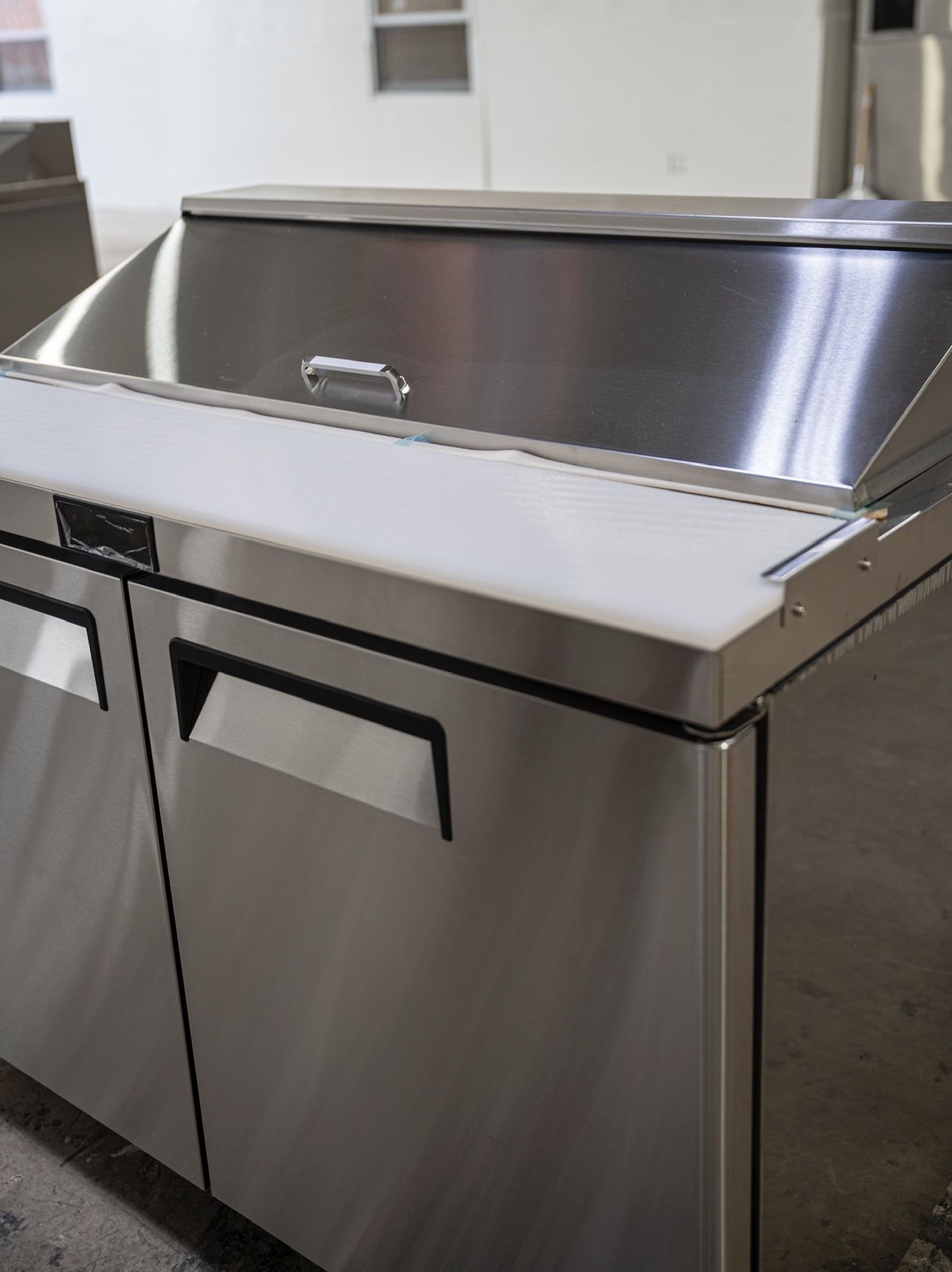 メンテナンス SFR MSF8302GR — 48 Refrigerated Standard Top Sandwich Prep.Table