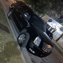 2012 Cadillac Escalade ESV NEEDS ENGINE