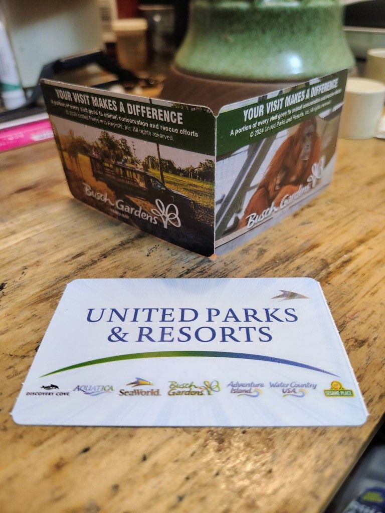 HOWL - O - Scream Tickets (2) Plus Parking Pass