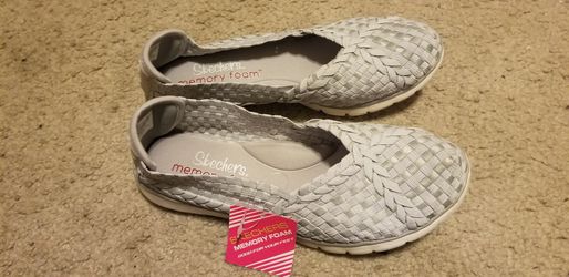 Skechers gray memory foam flats 7.5