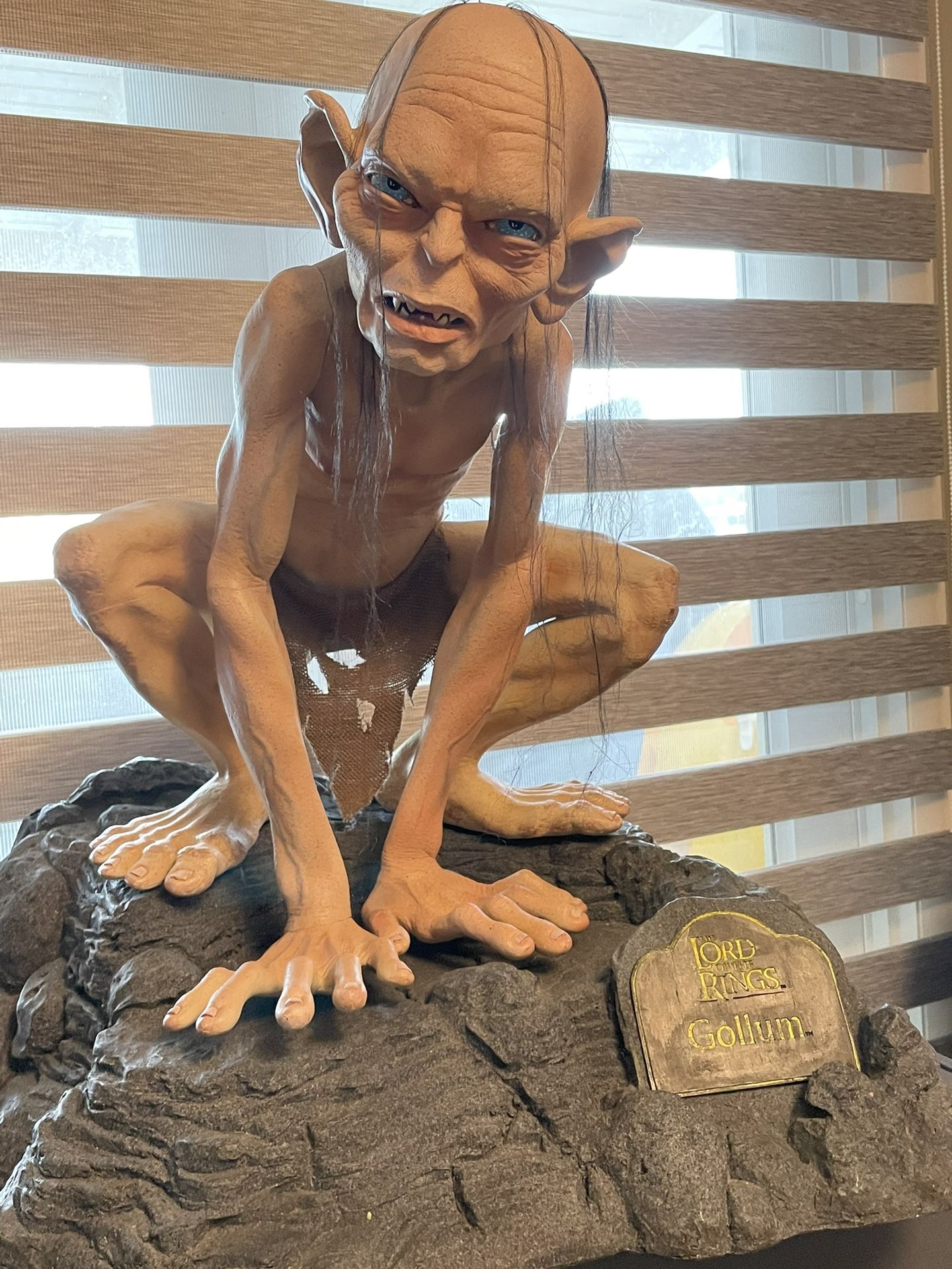 Lord of the Rings Gollum Life-Sized Statue